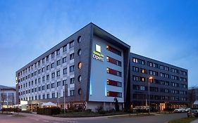 Holiday Inn Express Bremen Airport, An Ihg Hotel